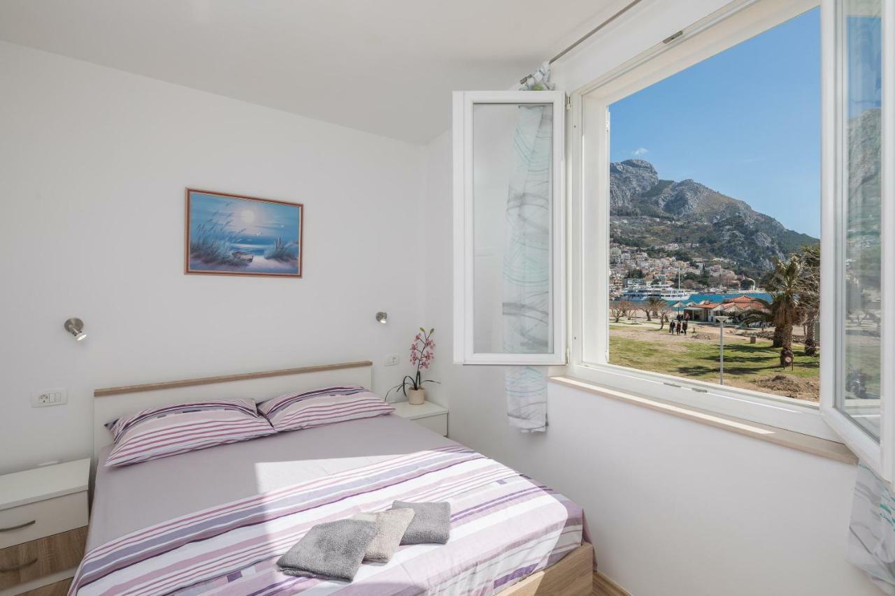 Sandy Beach Apartment Omis Exterior photo