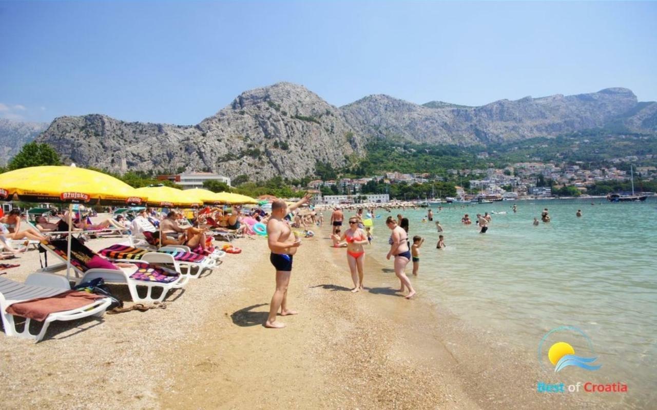 Sandy Beach Apartment Omis Exterior photo