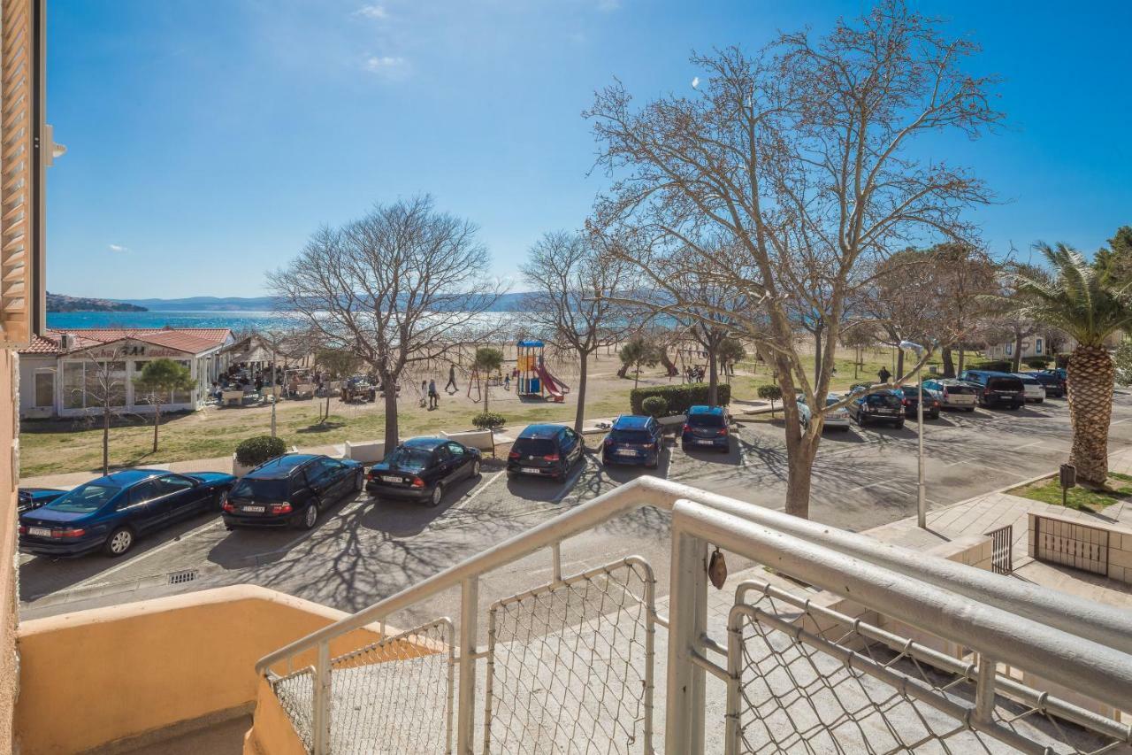 Sandy Beach Apartment Omis Exterior photo
