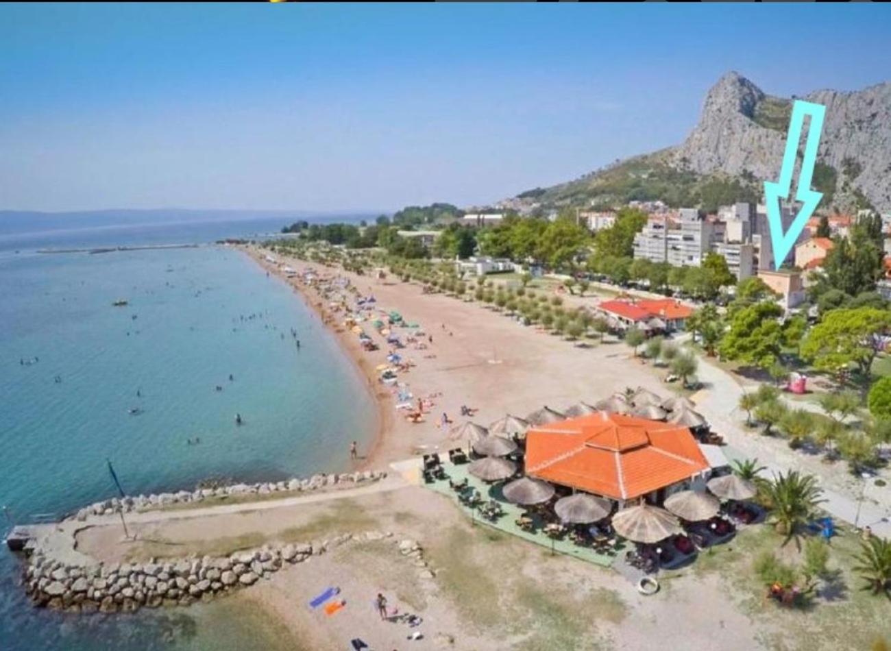 Sandy Beach Apartment Omis Exterior photo
